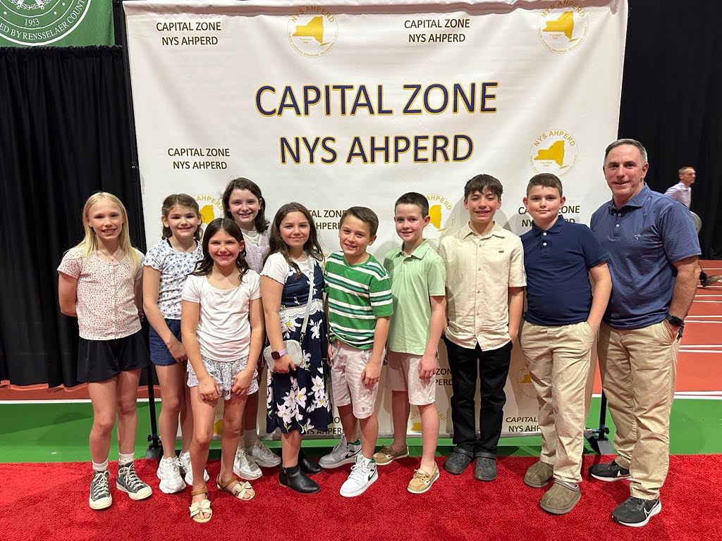 Faelynn Allen, Mazlyn Wattsman, Hunter Carroll, Emma Wallingford, Eleanor Lachut, Nick Franzese. Jaxson O'Brien, Owen Kolakowski, Cooper Wallingford and PE teacher Dan Van Dyck.